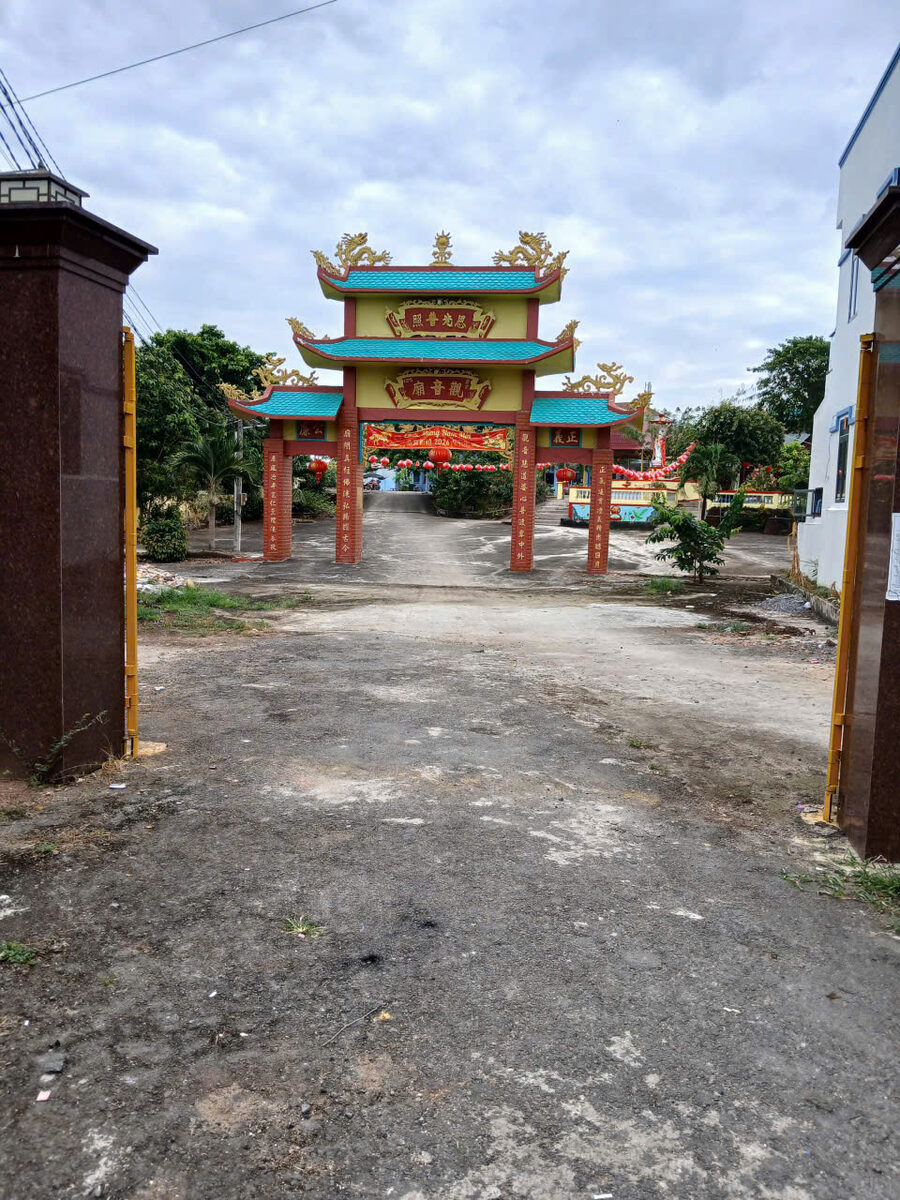 Temple triple-gate entrance